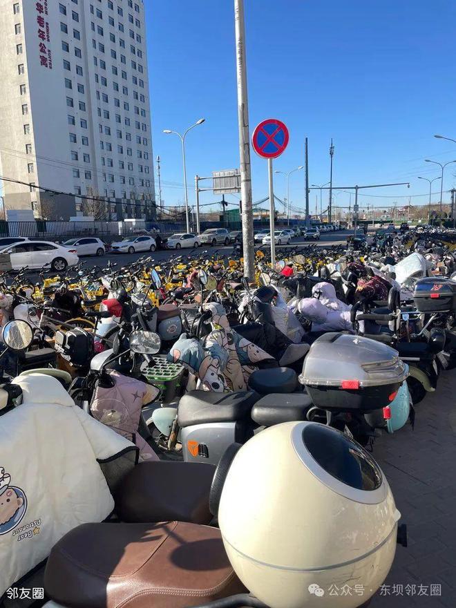 “城乡结合部”气质？居民们吵翻了！凯发k8赞助马竞地铁也拯救不了东坝(图5)