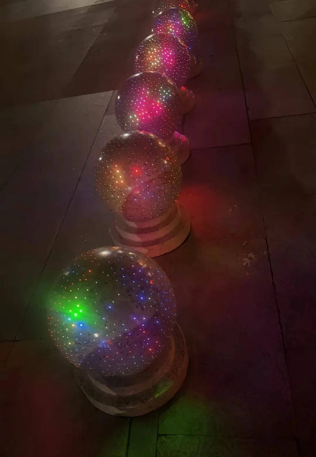 快把几千万春节游客闪瞎了山西人的“蹦迪”灯笼又(图6)