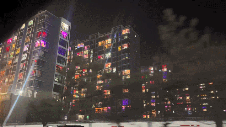 快把几千万春节游客闪瞎了山西人的“蹦迪”灯笼又(图24)